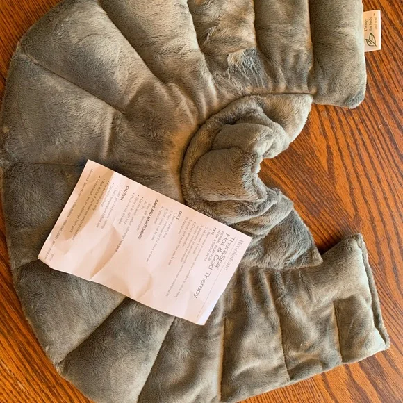NIB BROOKSTONE TheraSpa Hot & Cold Therapy Herbal Wrap (FIRM PRICE) 03/25 - Picture 4 of 10